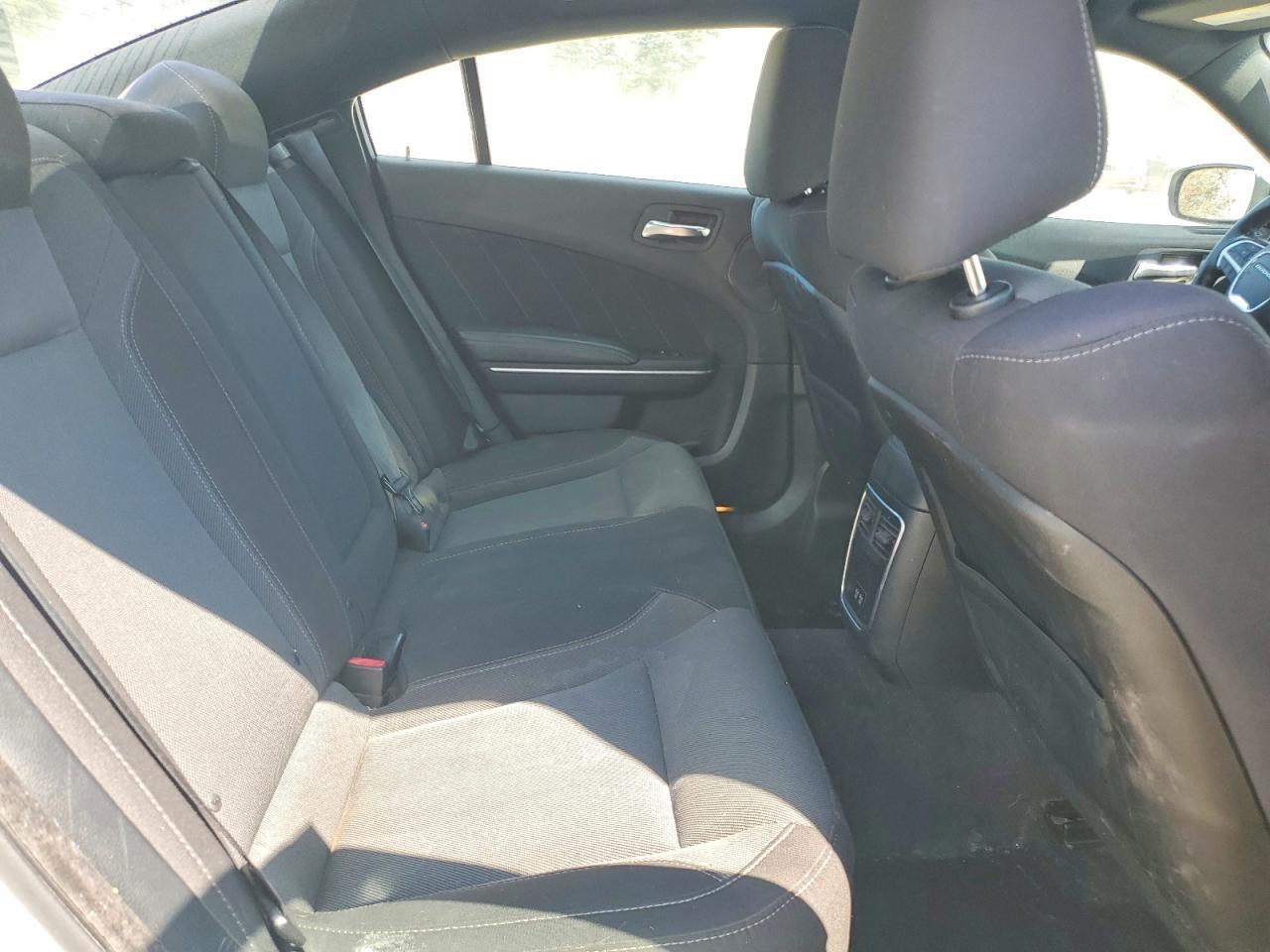 2015 Dodge Charger Sxt - zdjęcie 10