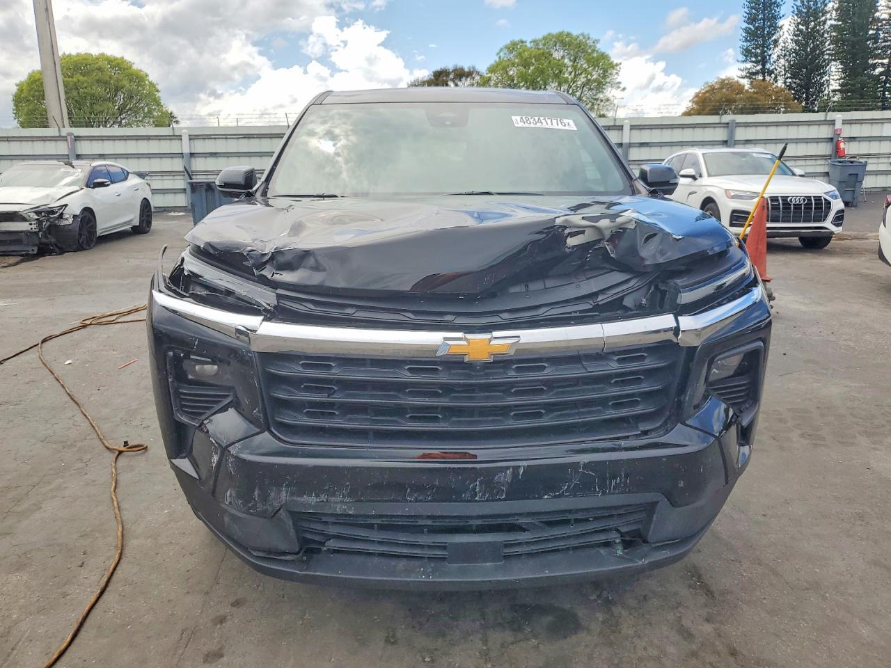 2024 Chevrolet Traverse Ls - zdjęcie 5