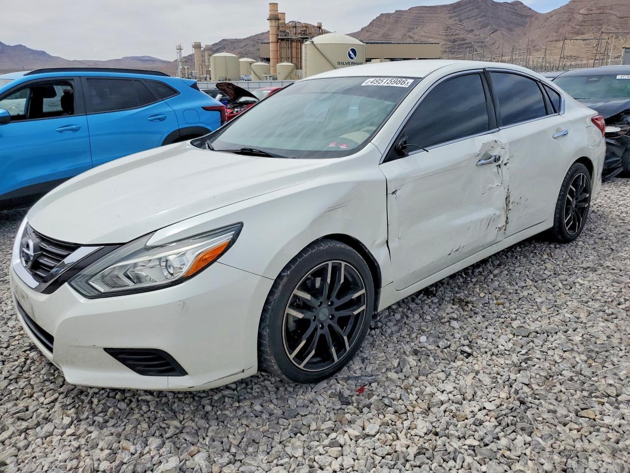 2016 Nissan Altima 2.5 S - zdjęcie główne