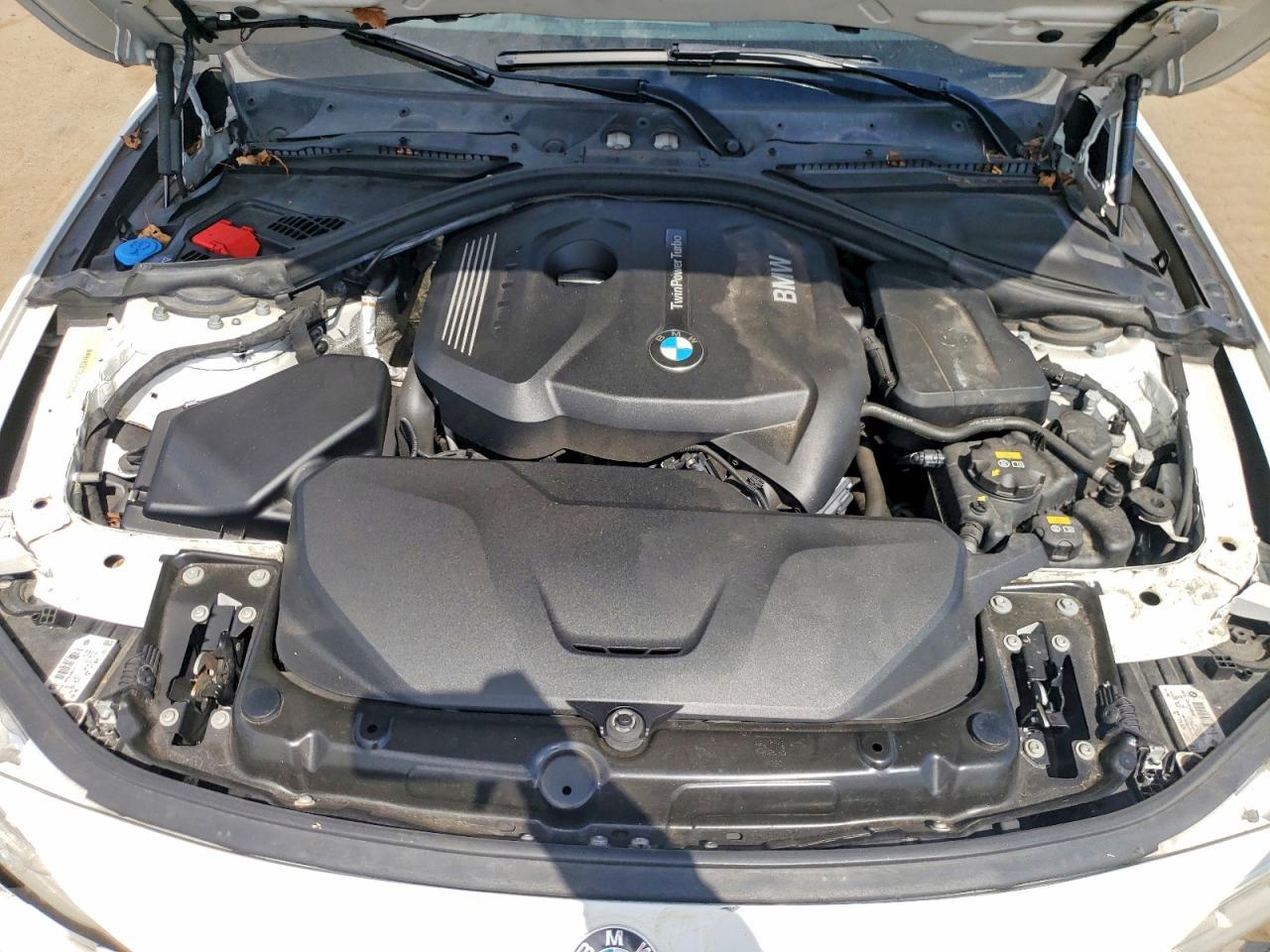 2018 BMW Seria 3 330i - zdjęcie 11