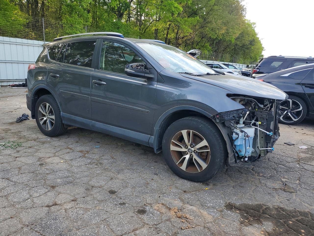 2017 Toyota Rav4 Xle - zdjęcie 4