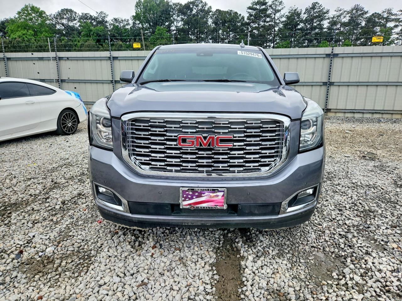 2019 GMC Yukon Denali - zdjęcie 5