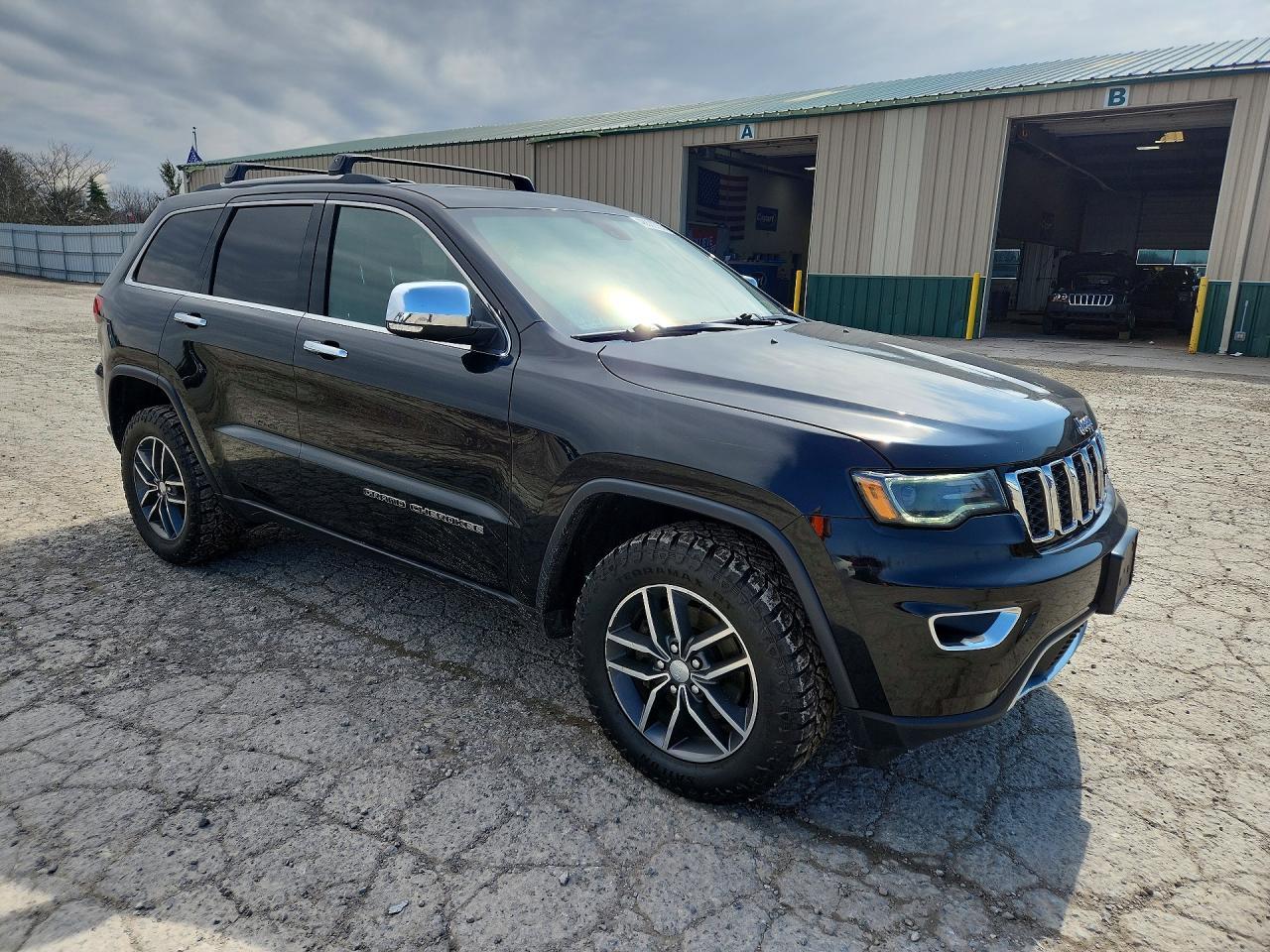 2017 Jeep Grand Cherokee Limited - zdjęcie 4