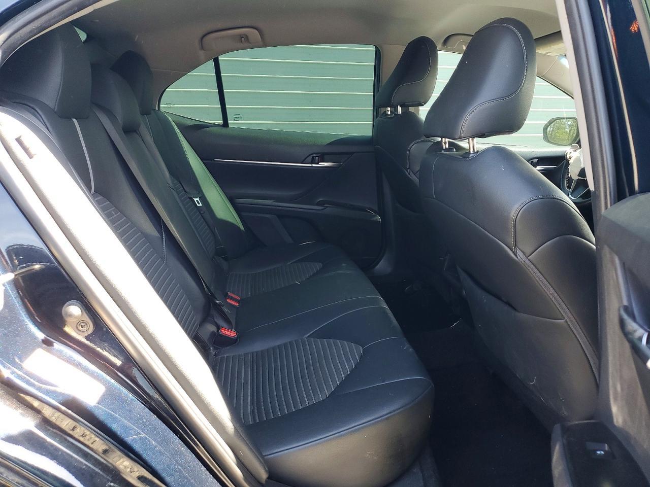2018 Toyota Camry Se - zdjęcie 10