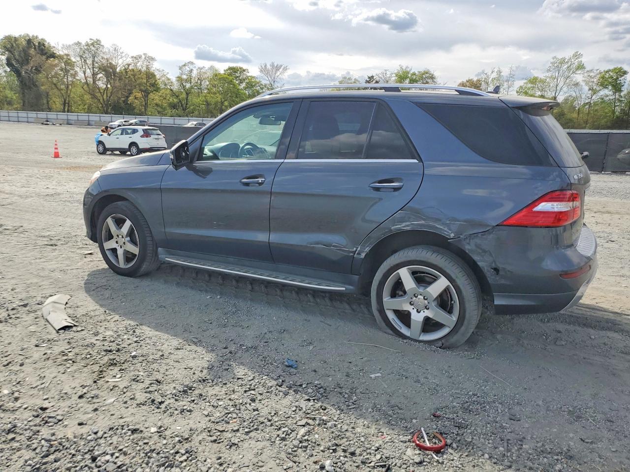 2014 Mercedes-Benz Ml 350 - zdjęcie 2