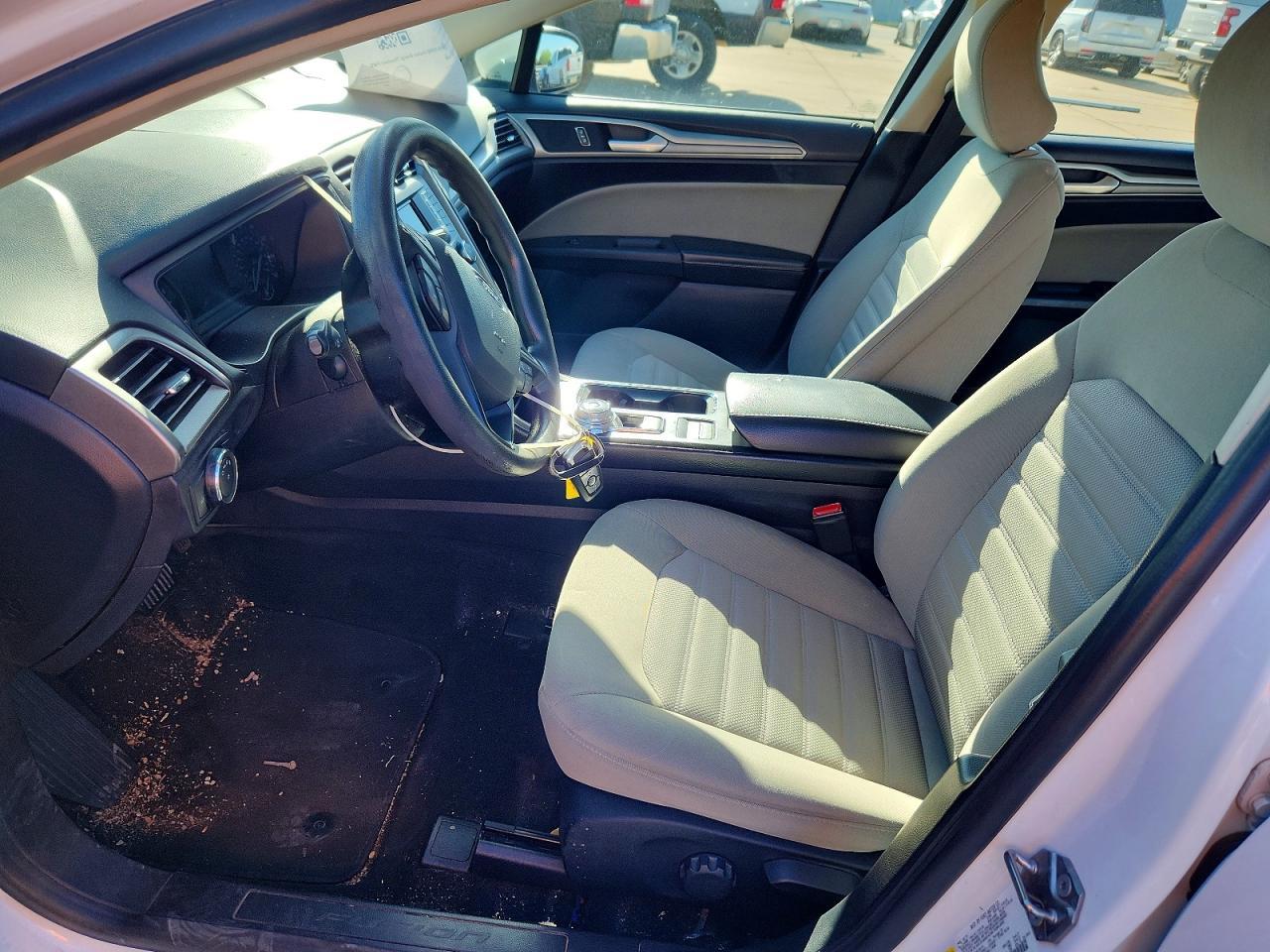 2019 Ford Fusion S - zdjęcie 7