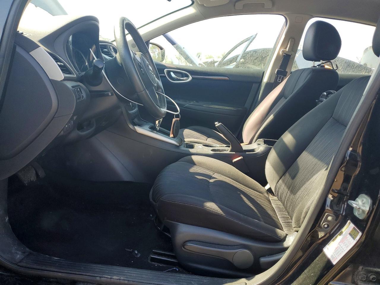 2018 Nissan Sentra Sv - zdjęcie 7