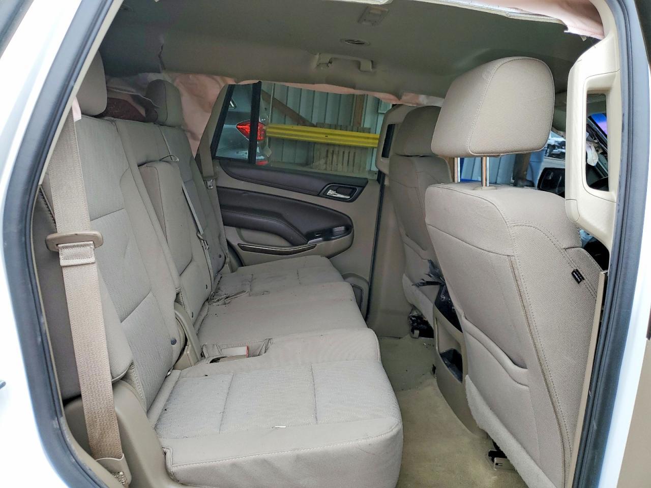 2016 Chevrolet Tahoe K1500 Ls - zdjęcie 10