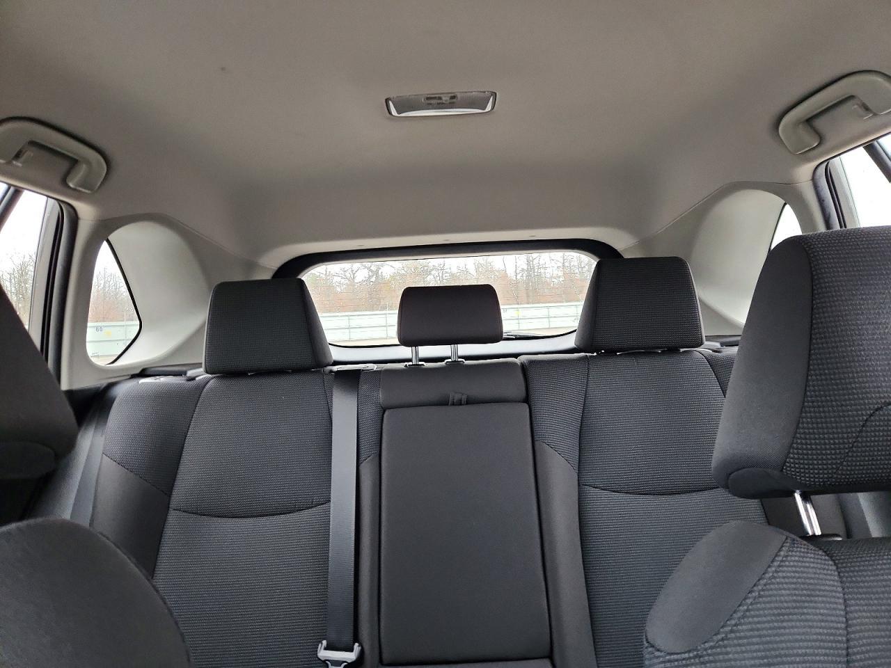 2021 Toyota Rav4 Le - zdjęcie 10