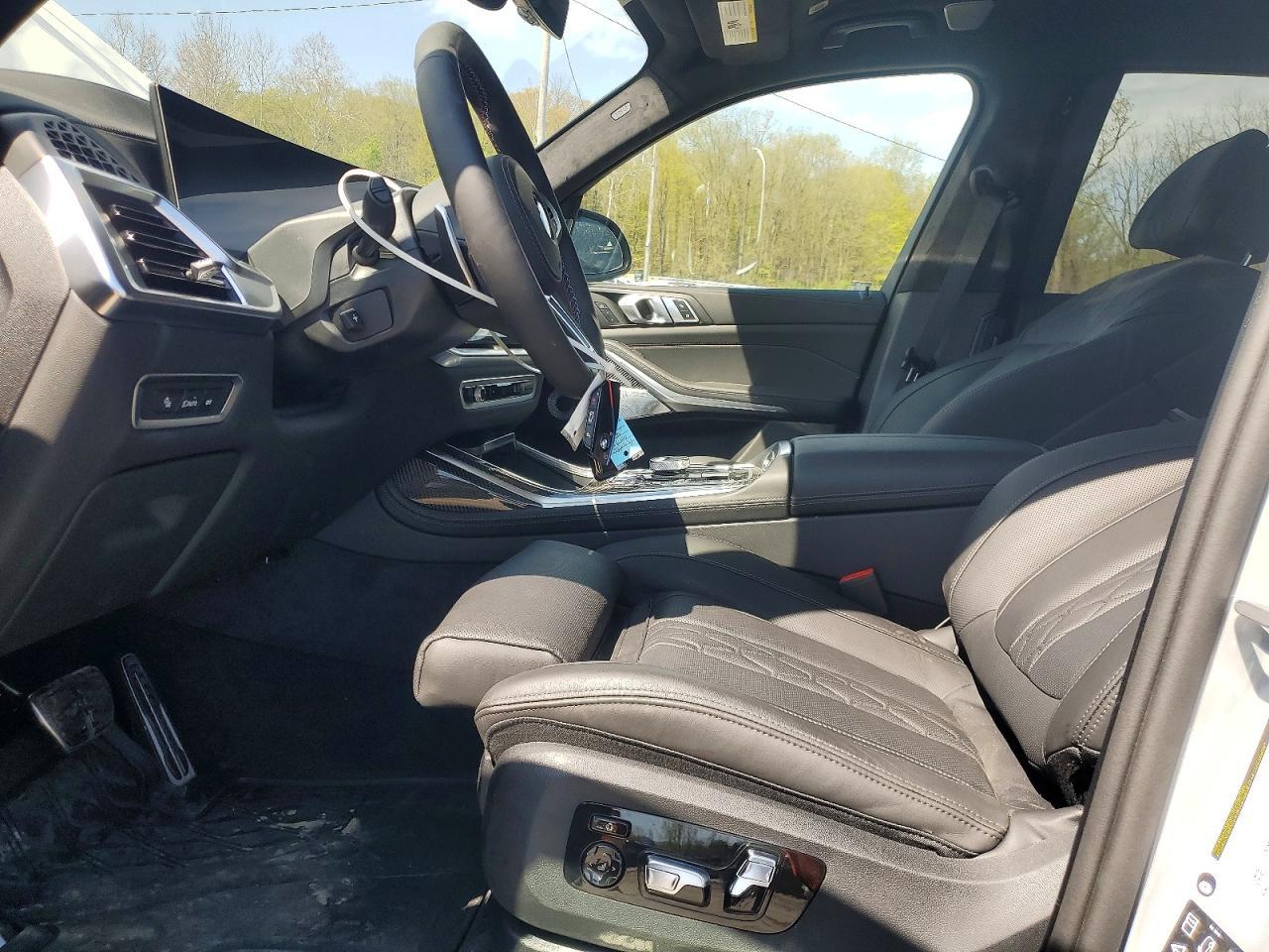 2026 BMW X7 M60I - zdjęcie 7