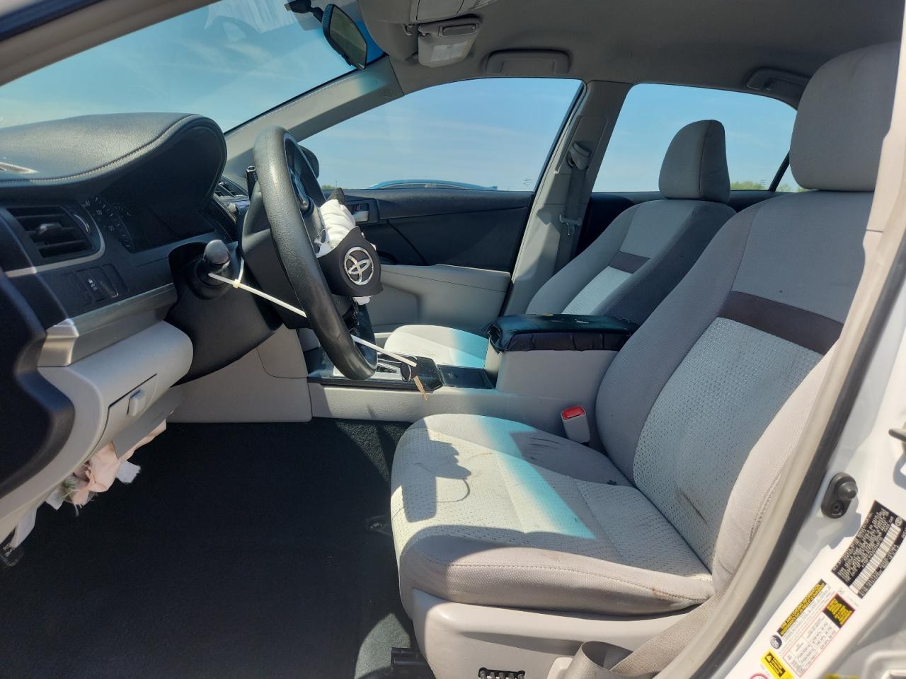 2014 Toyota Camry Le - zdjęcie 7