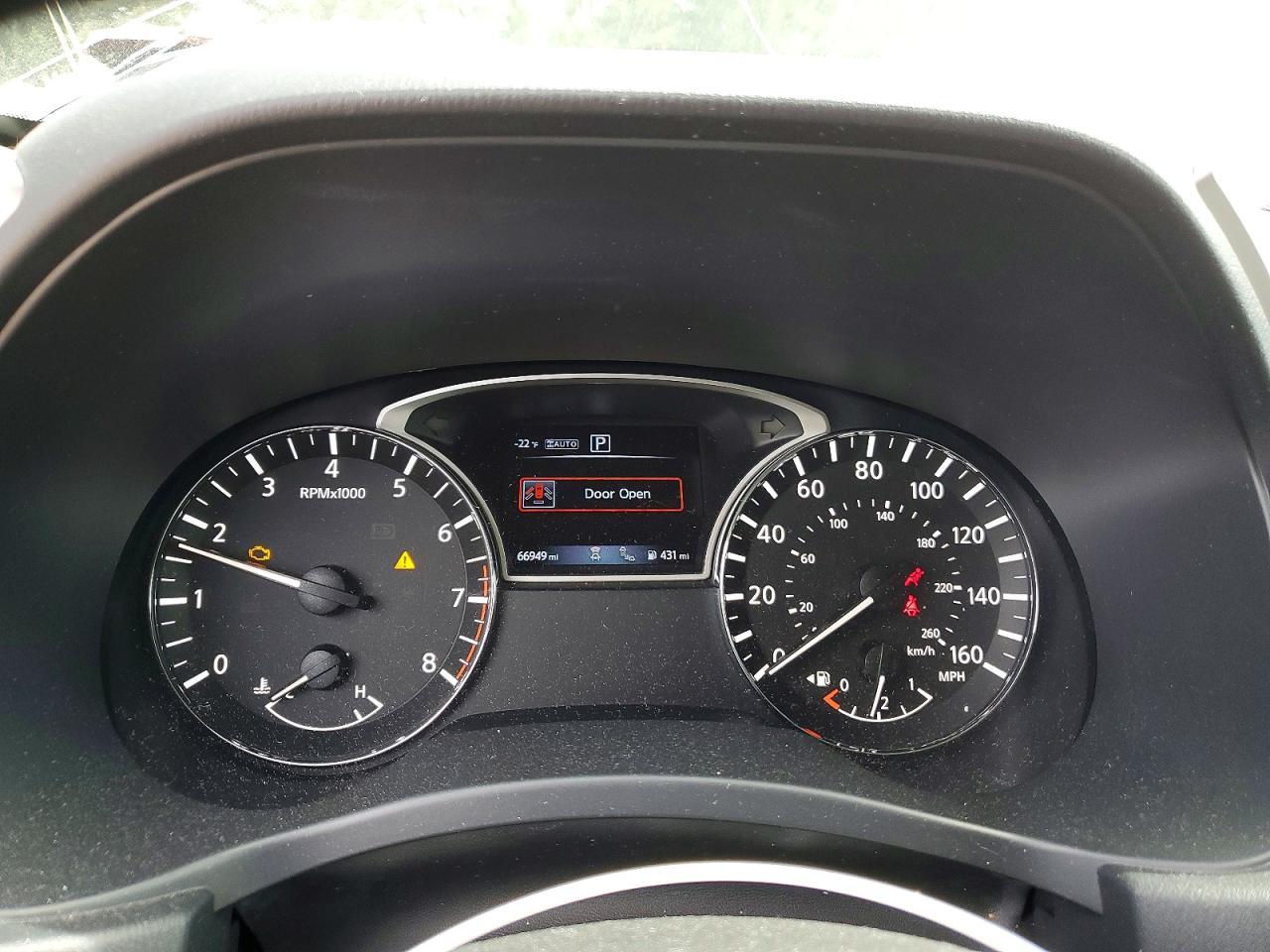 2020 Nissan Pathfinder Sv - zdjęcie 9