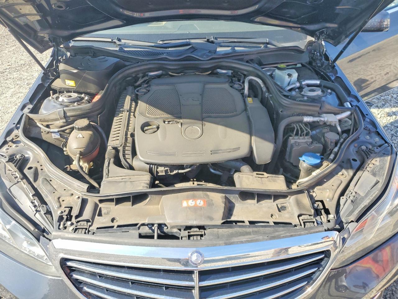 2014 Mercedes-Benz E 350 - zdjęcie 11