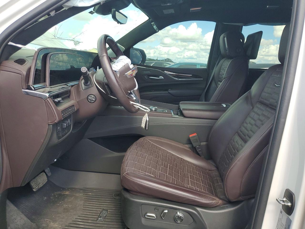 2023 Cadillac Escalade Sport Platinum - zdjęcie 7