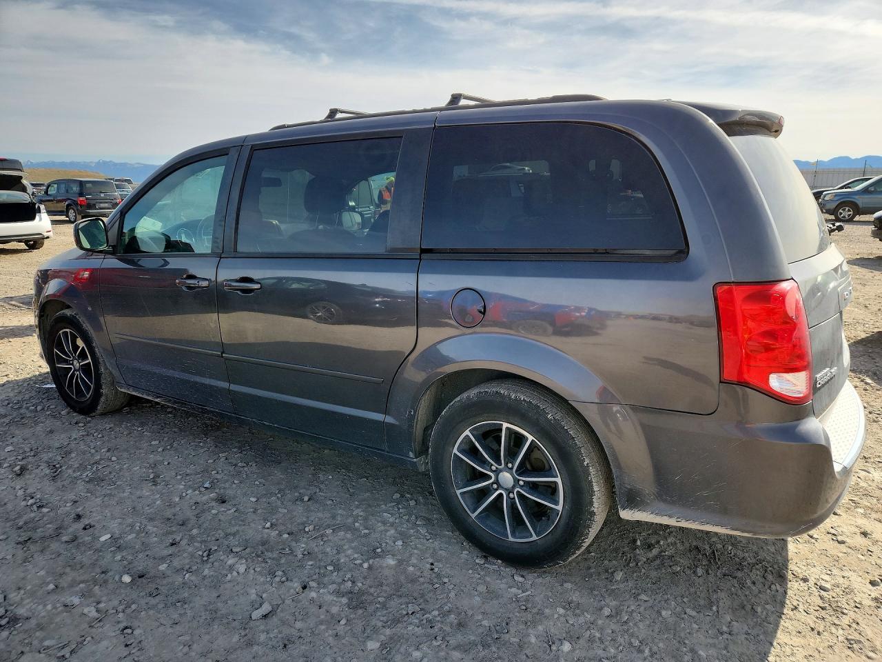 2016 Dodge Grand Caravan R - zdjęcie 2