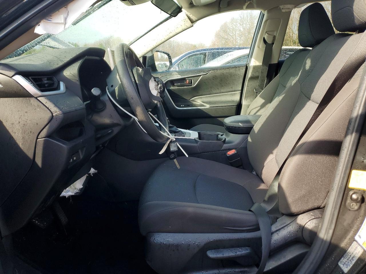 2023 Toyota Rav4 Le - zdjęcie 7