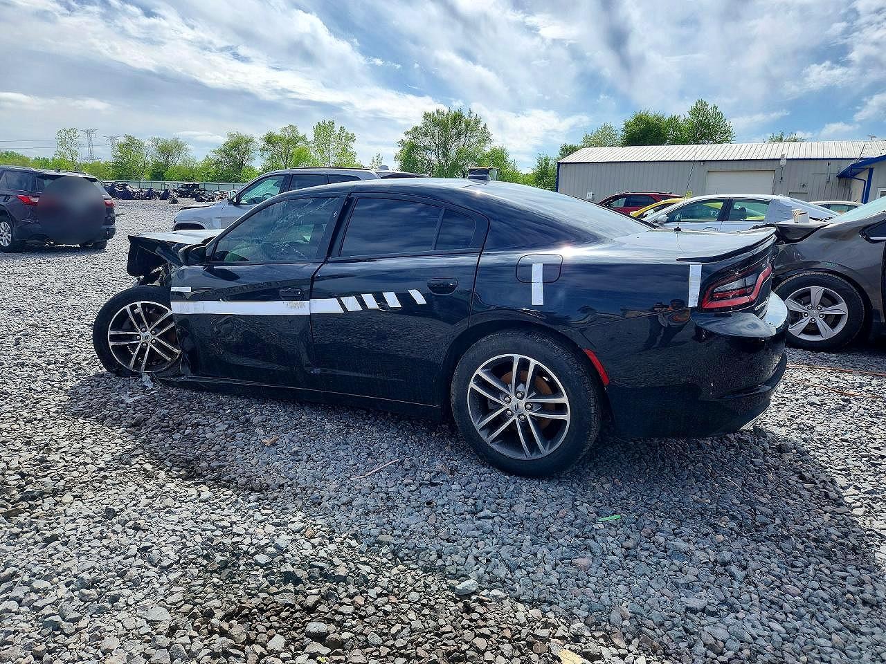2019 Dodge Charger Sxt - zdjęcie 2