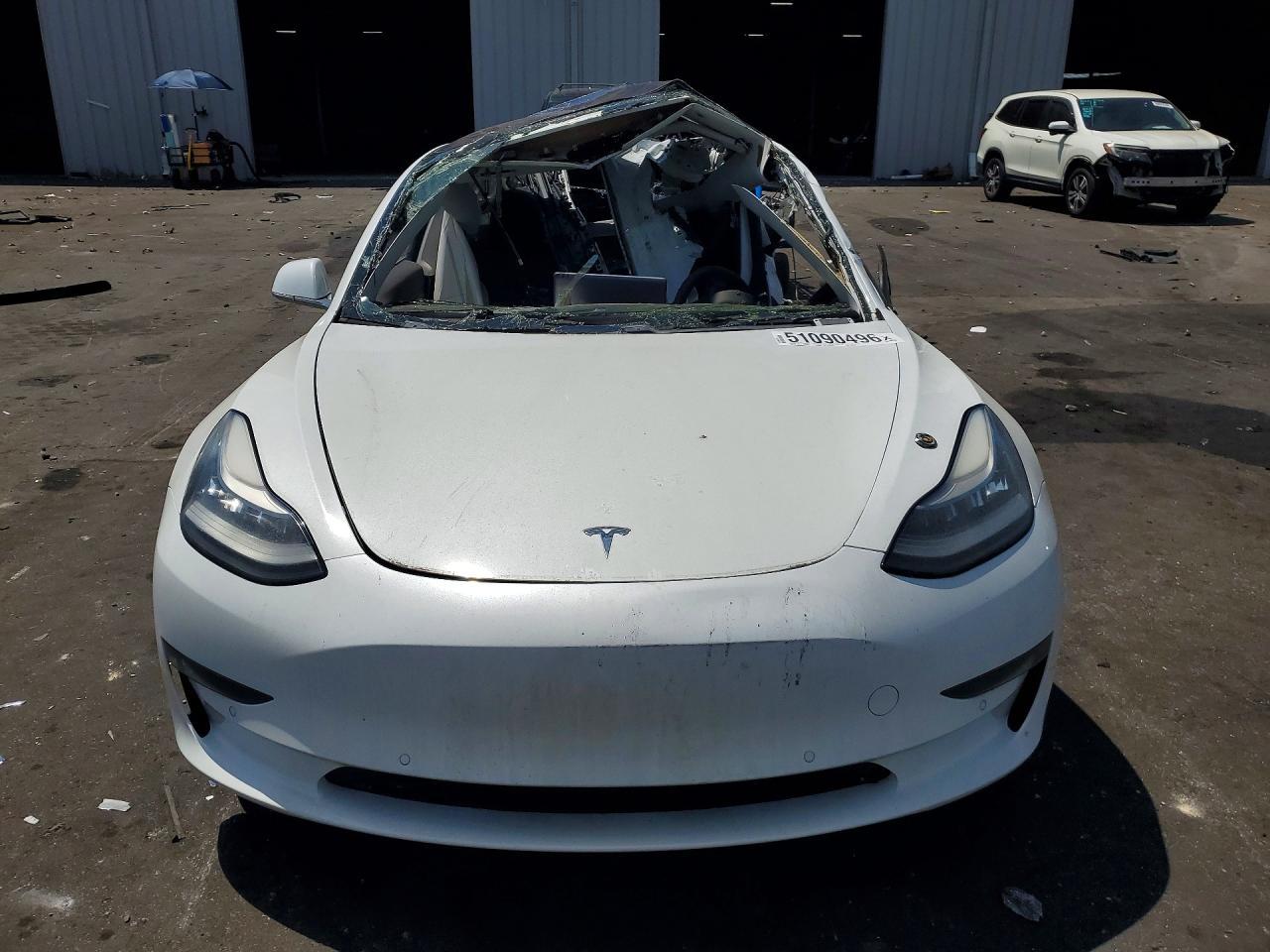 2018 Tesla Model 3 - zdjęcie 5