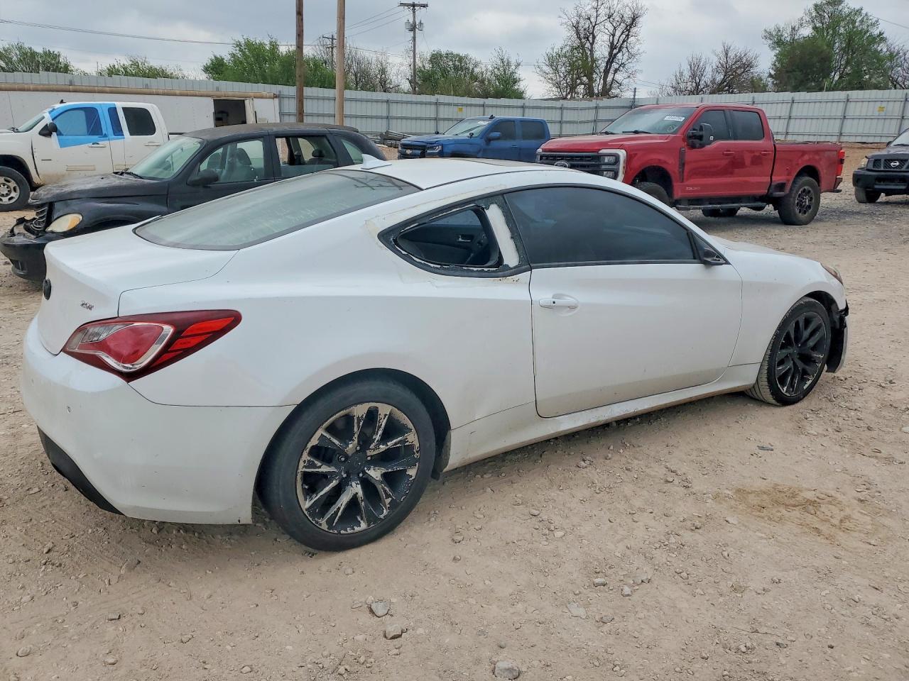 2014 Hyundai Genesis Coupe 2.0T Premium - zdjęcie 3