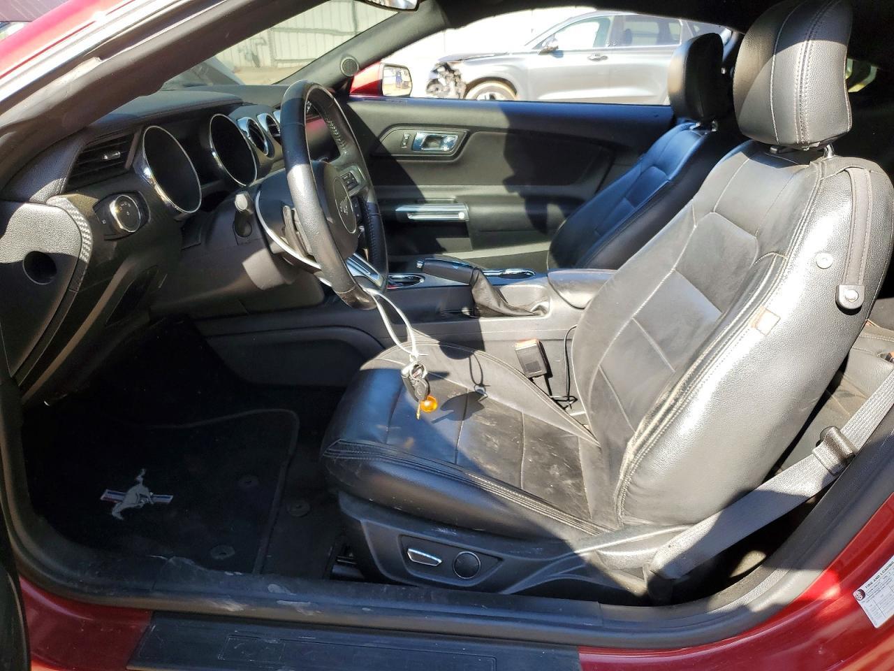 2016 Ford Mustang - zdjęcie 7