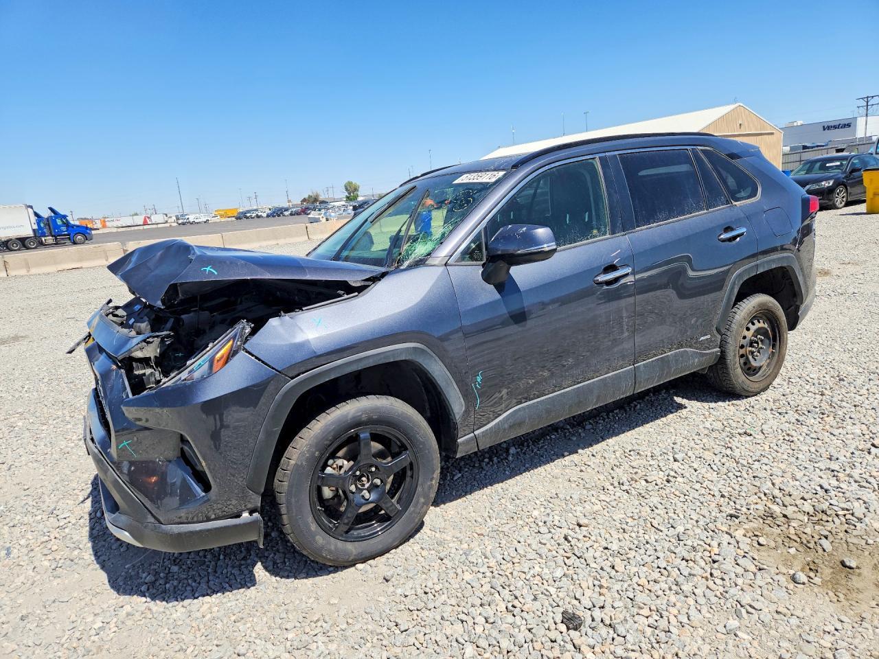 2023 Toyota Rav 4 - zdjęcie główne