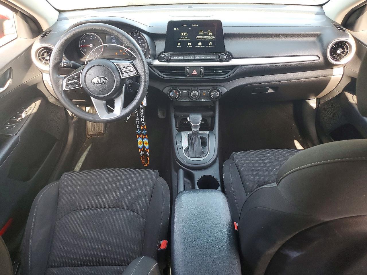 2021 Kia Forte Lxs - zdjęcie 8