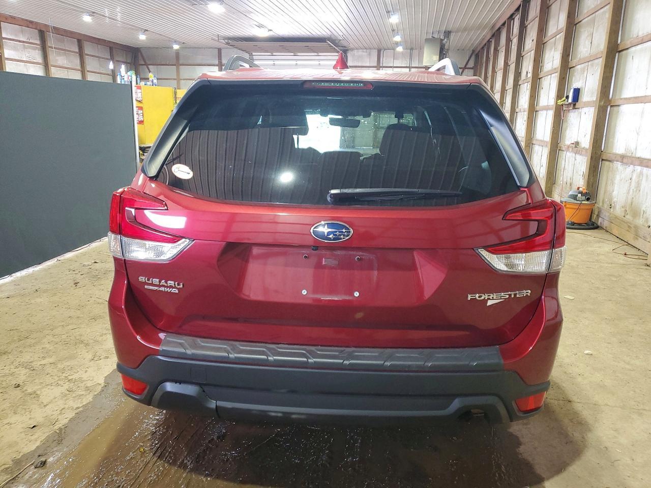 2020 Subaru Forester Premium - zdjęcie 6