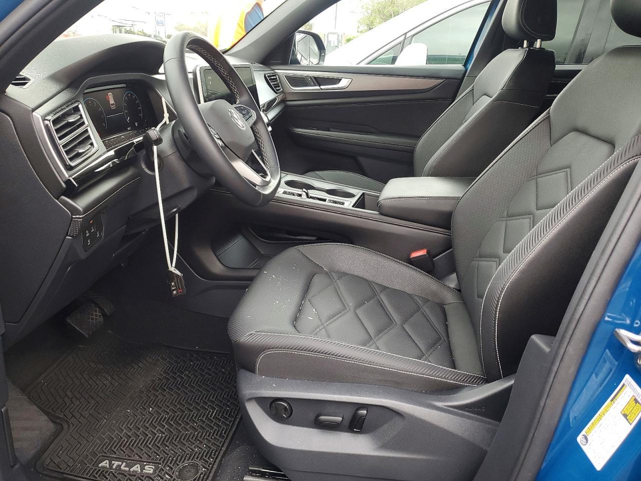 2025 Volkswagen Atlas Cross Sport Se - zdjęcie 7