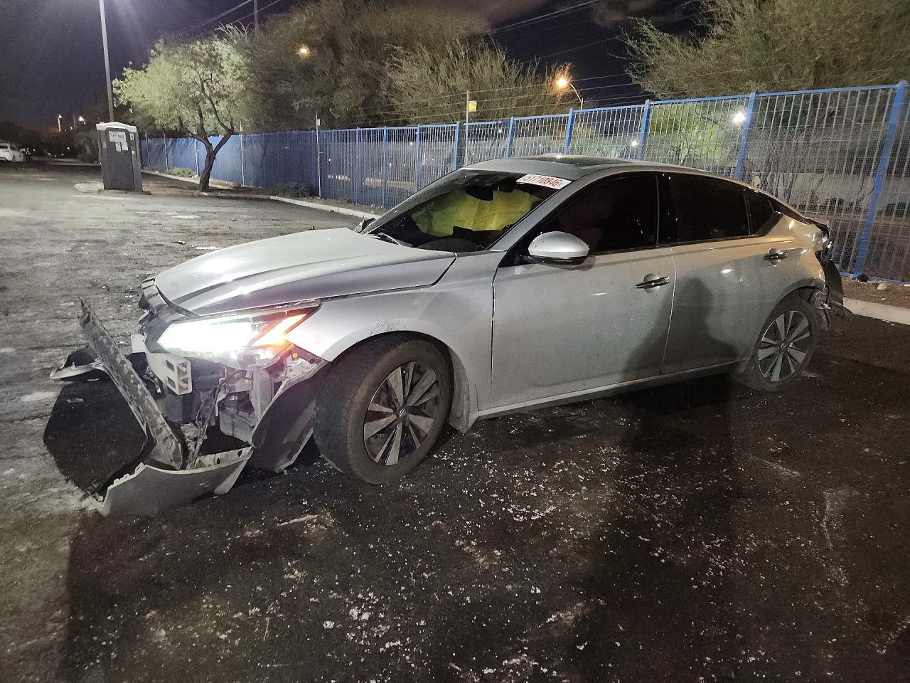 2020 Nissan Altima Sv Fwd - zdjęcie główne