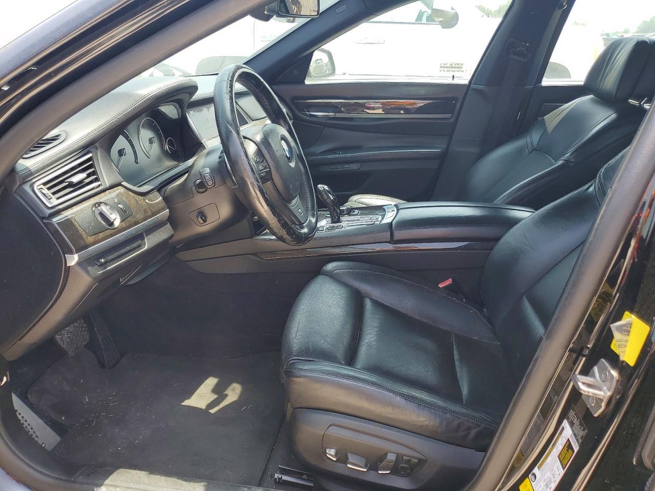 2013 BMW 750 Li - zdjęcie 7