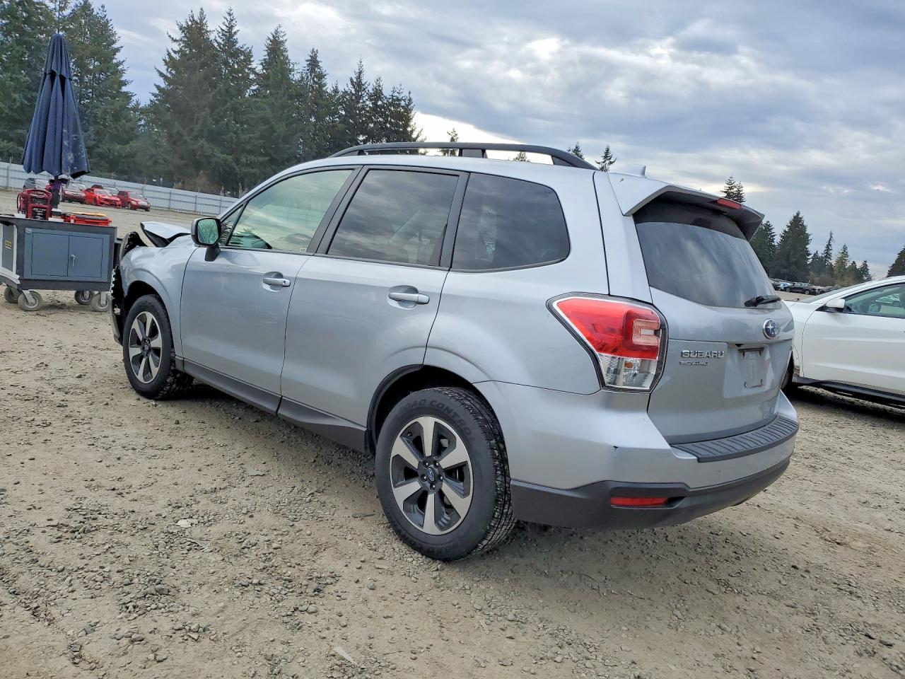 2018 Subaru Forester 2.5I Premium - zdjęcie 2