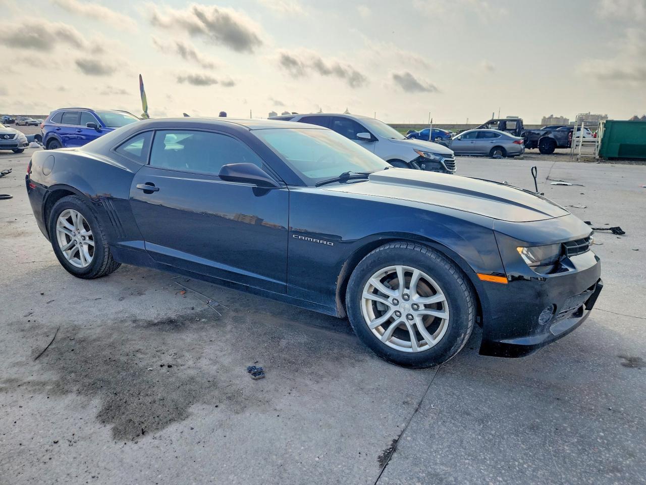 2015 Chevrolet Camaro Ls - zdjęcie 4