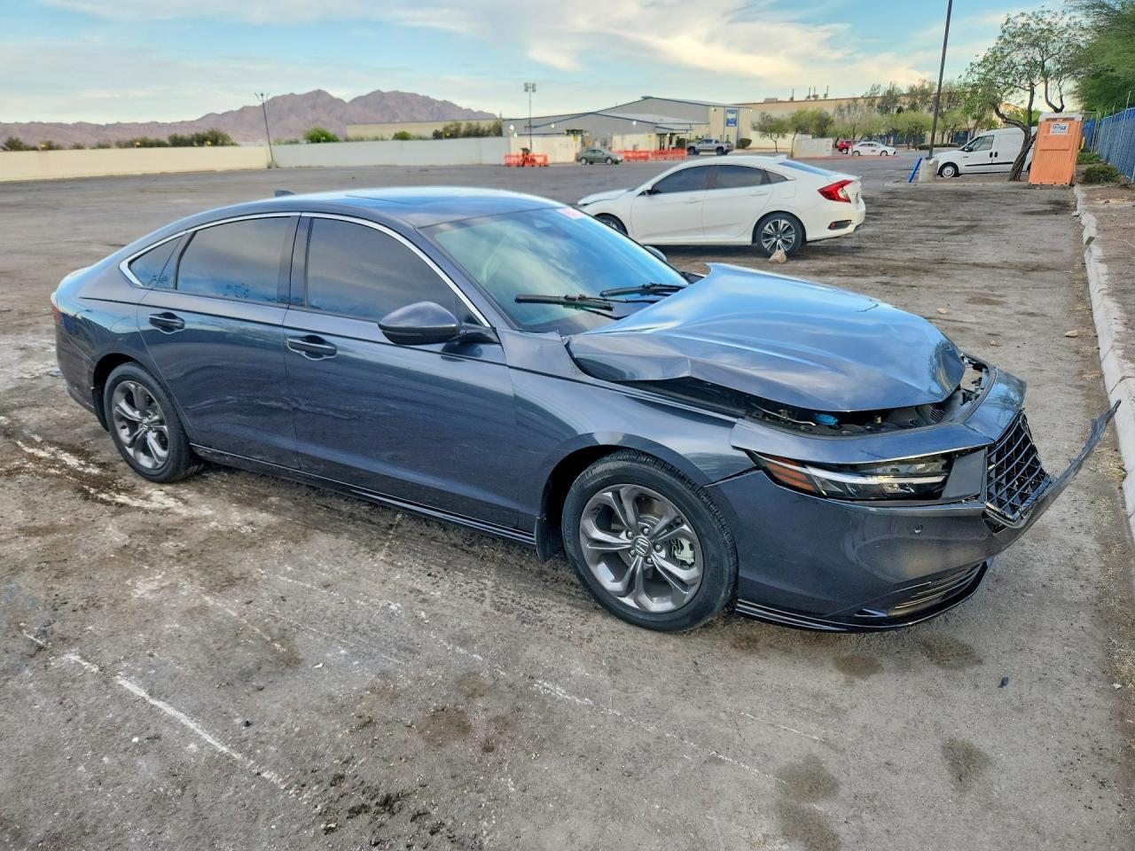 2024 Honda Accord Hybrid Exl - zdjęcie 4
