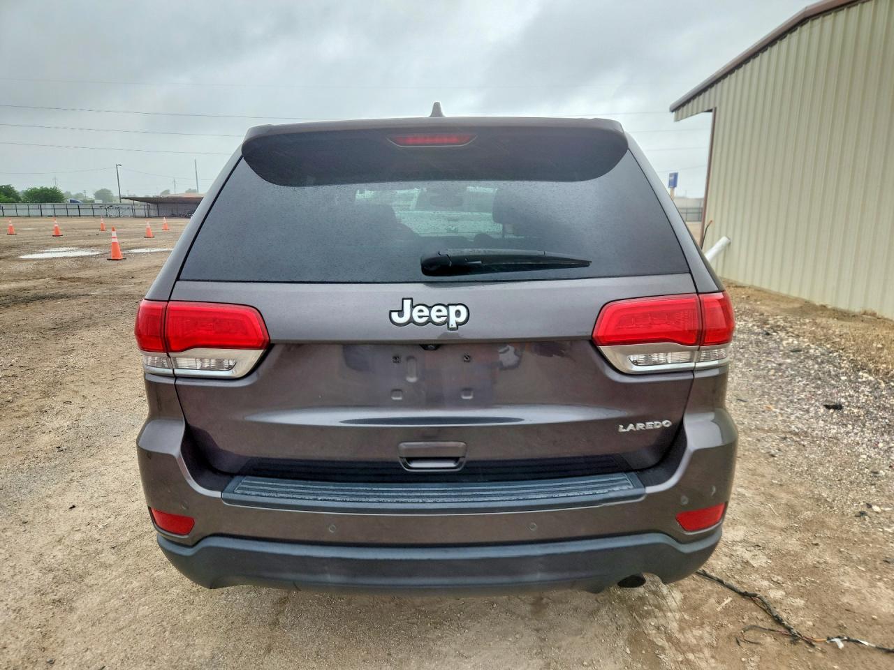 2017 Jeep Grand Cherokee Laredo - zdjęcie 6