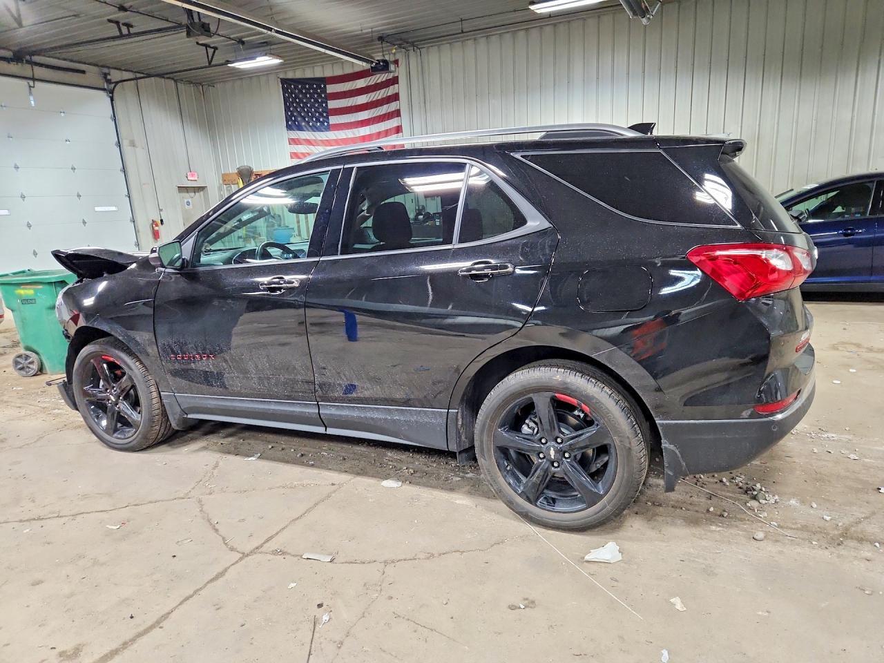 2021 Chevrolet Equinox Premier - zdjęcie 2