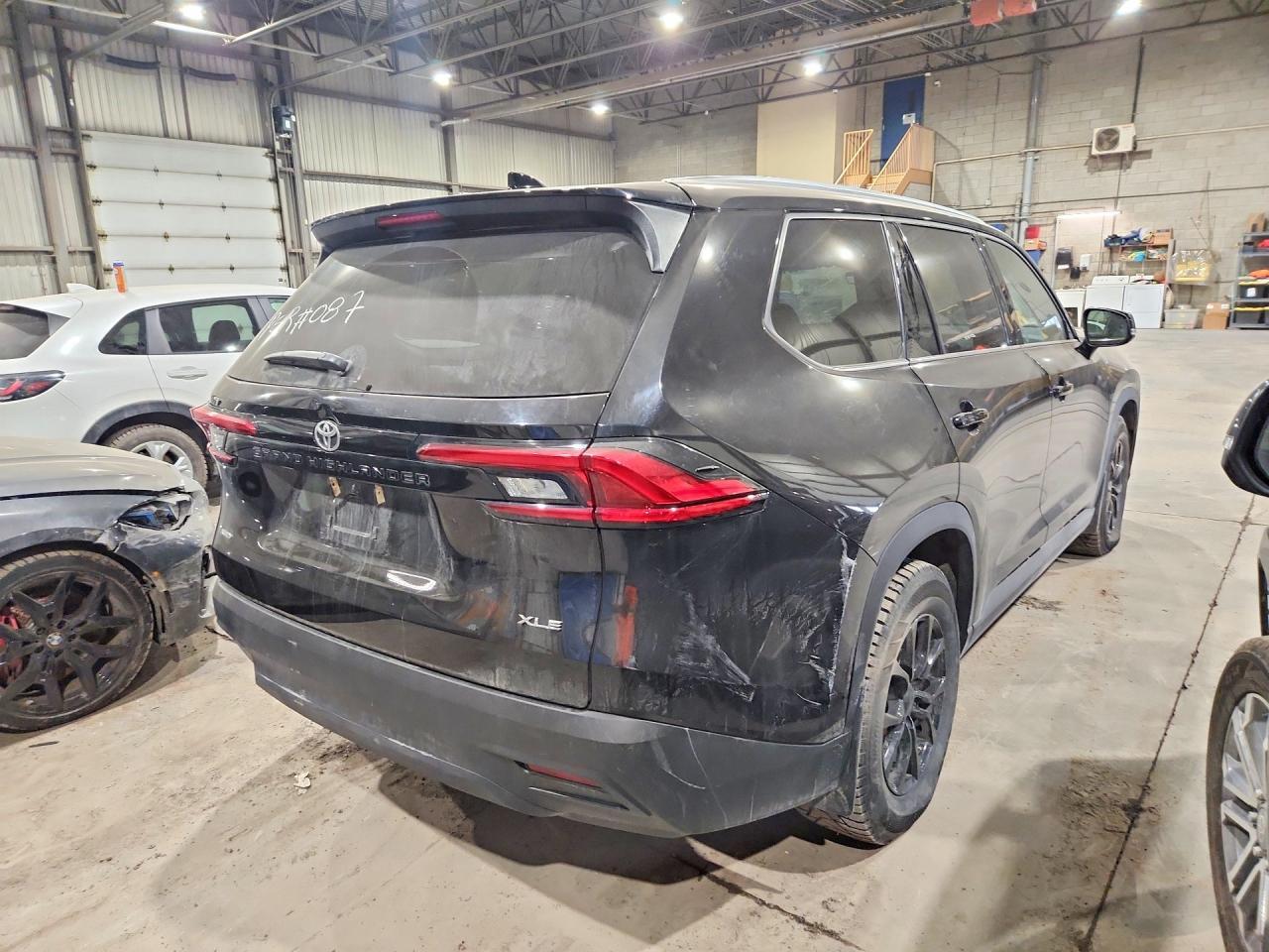 2024 Toyota Grand Highlander Xle - zdjęcie 3