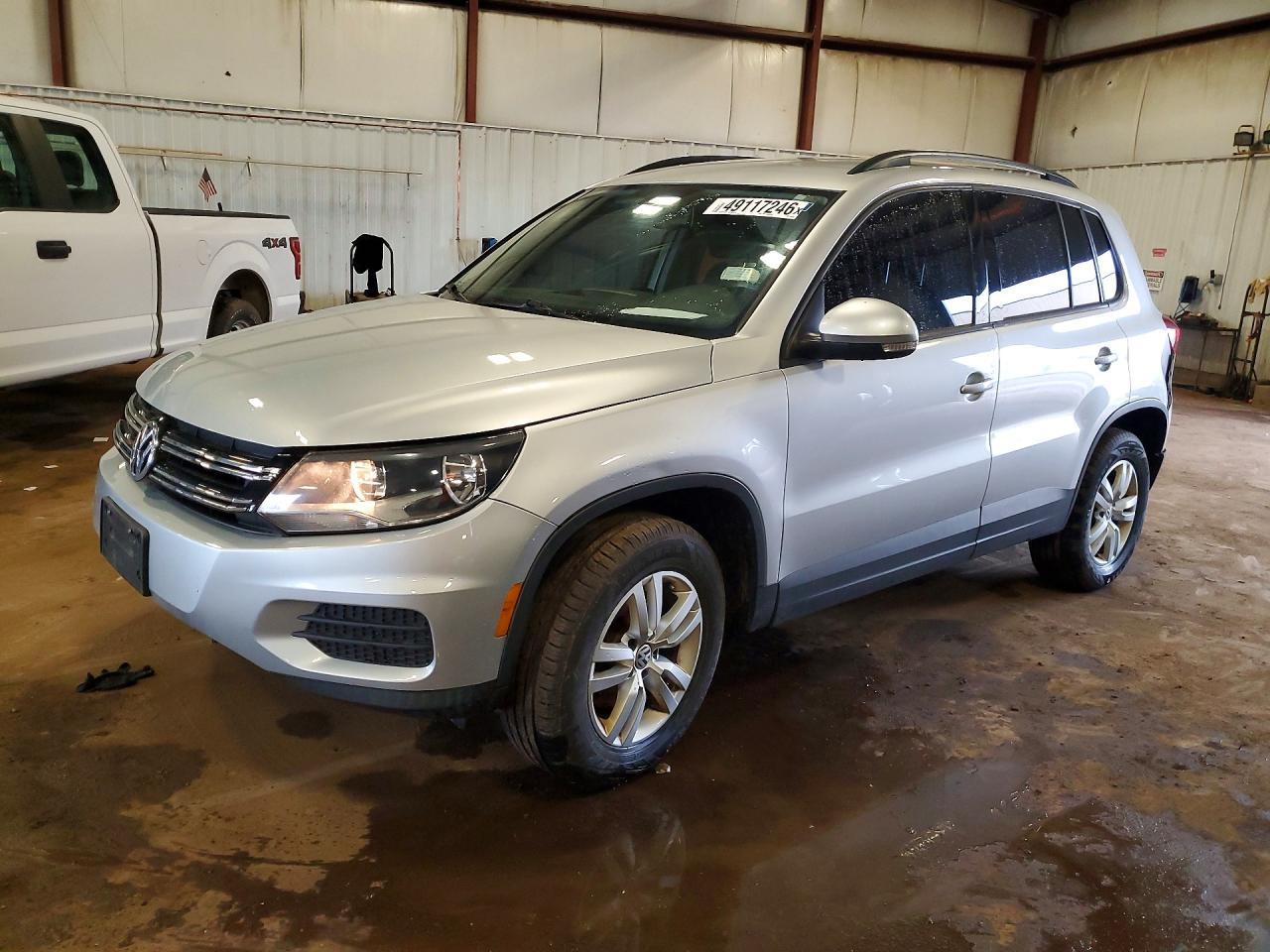 2016 Volkswagen Tiguan S - zdjęcie główne