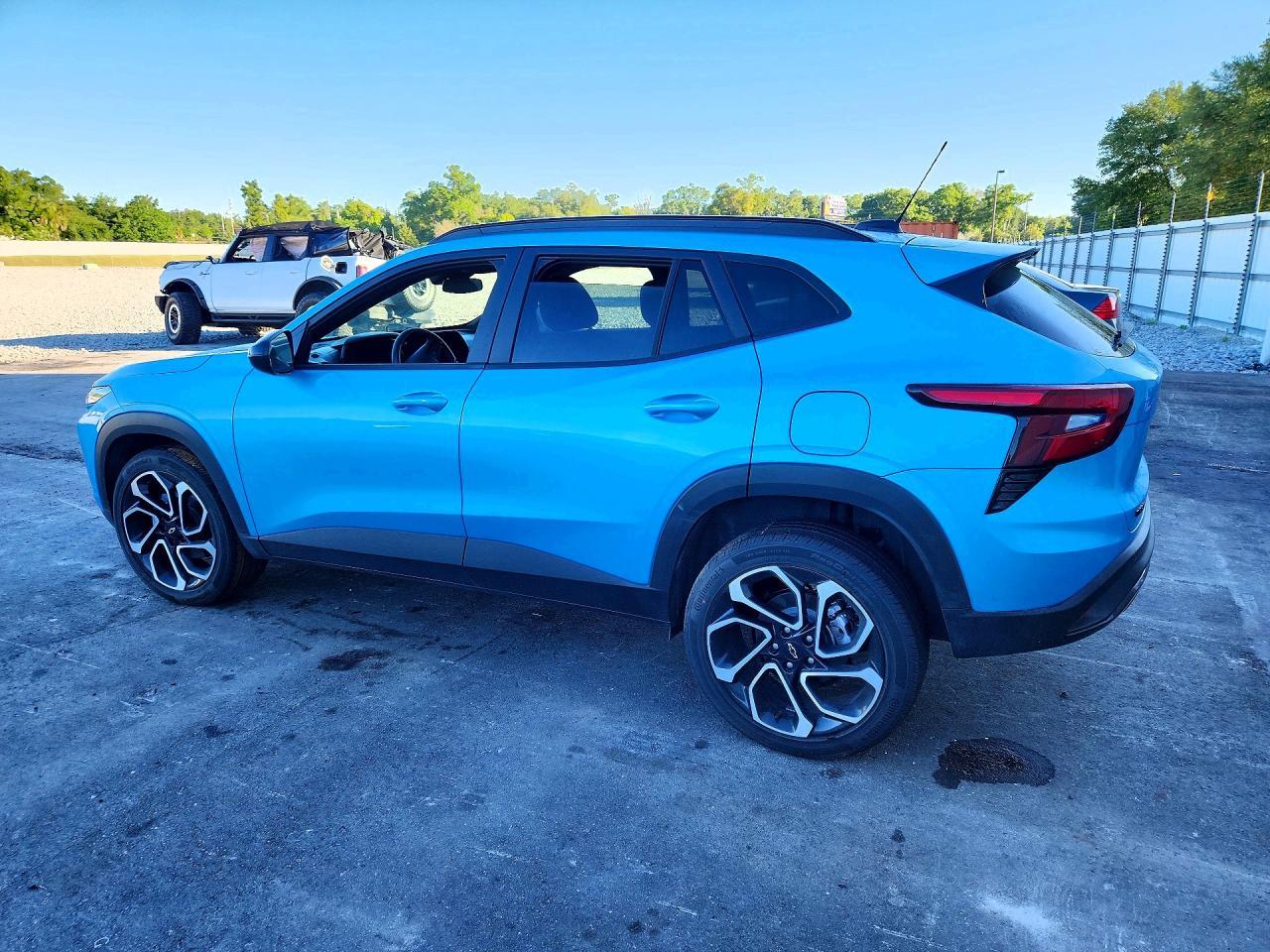 2025 Chevrolet Trax 2Rs - zdjęcie 2