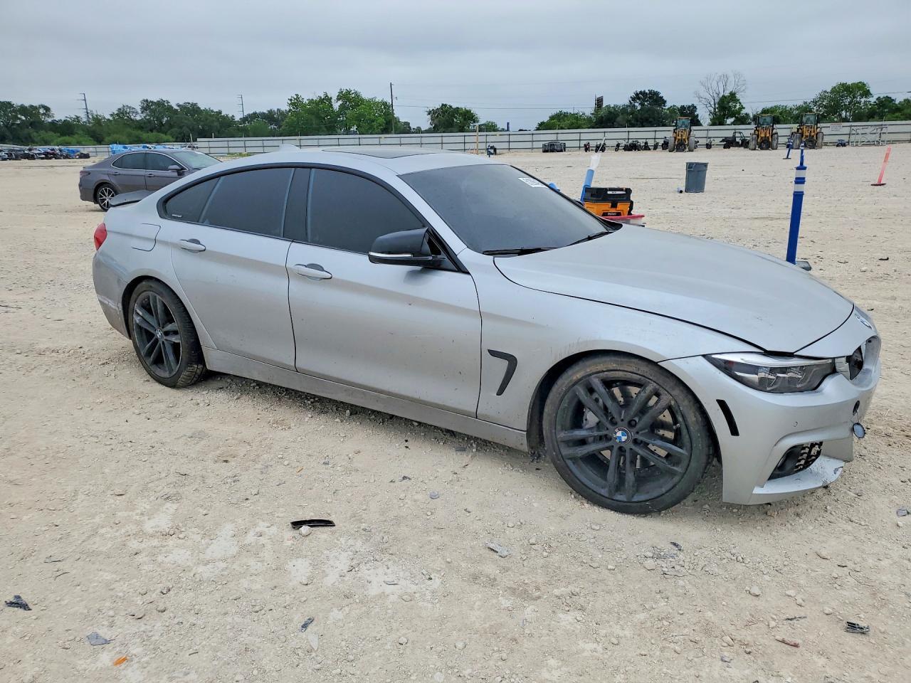 2018 BMW 440I - zdjęcie 4