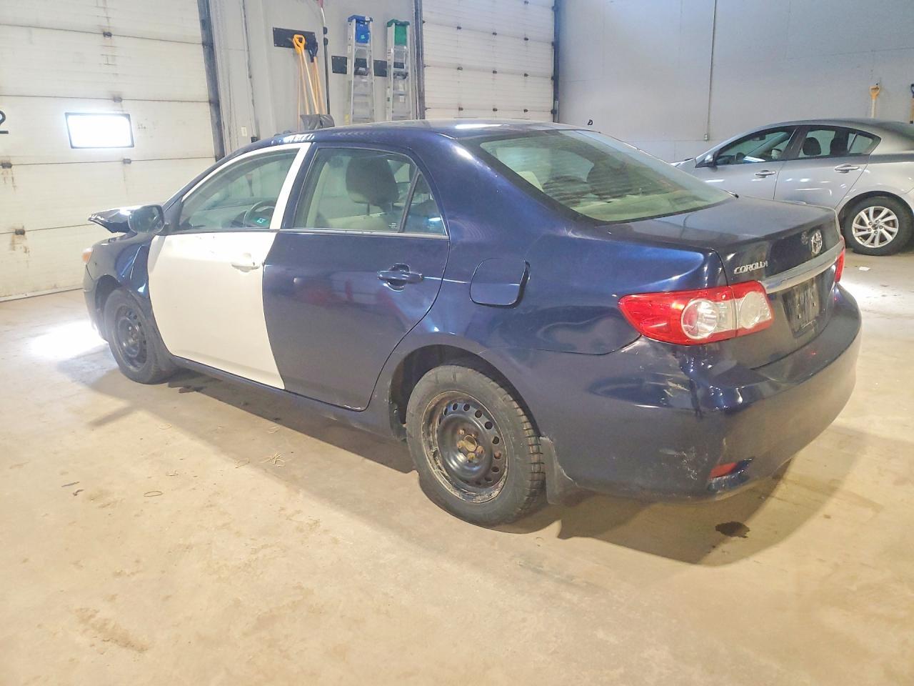 2013 Toyota Corolla L - zdjęcie 2