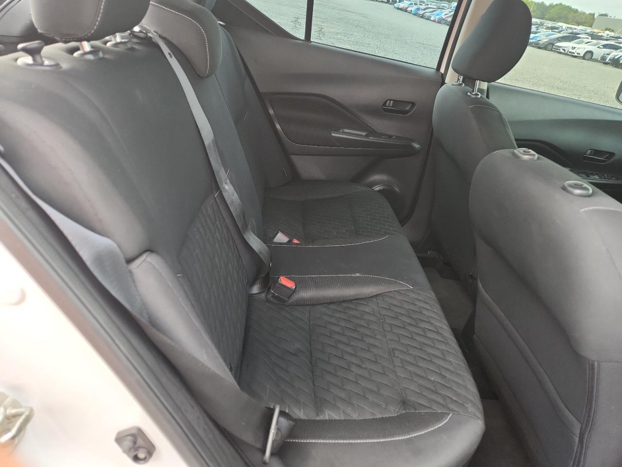 2021 Nissan Kicks S - zdjęcie 11