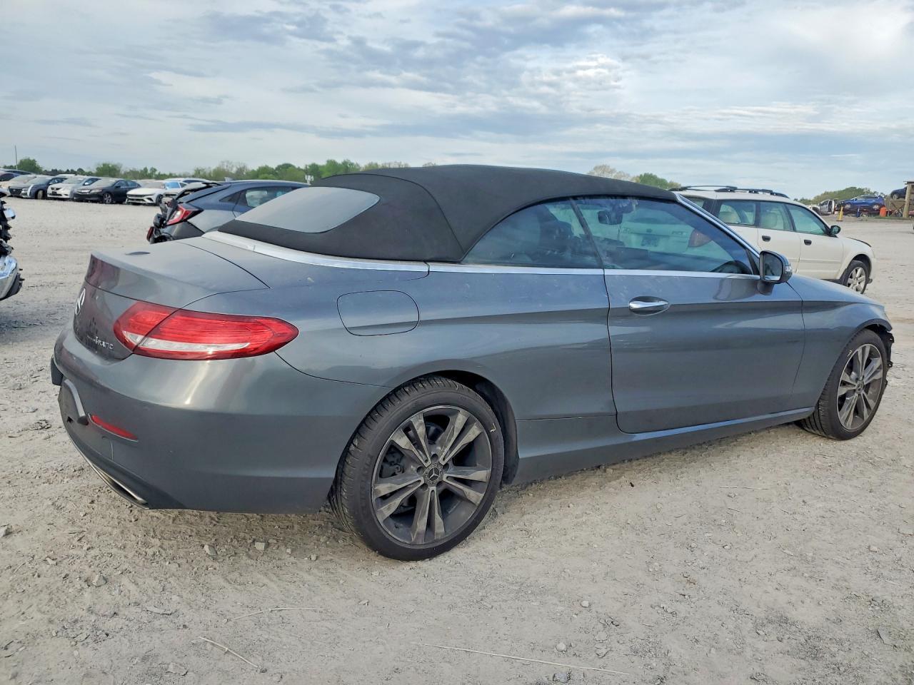 2017 Mercedes-Benz C 300 4Matic - zdjęcie 3