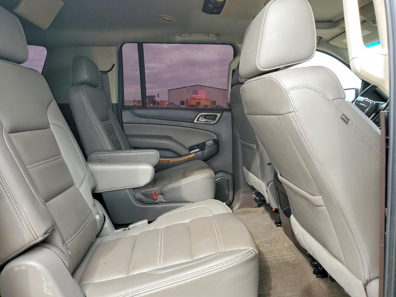 2017 GMC Yukon Xl Denali - zdjęcie 11
