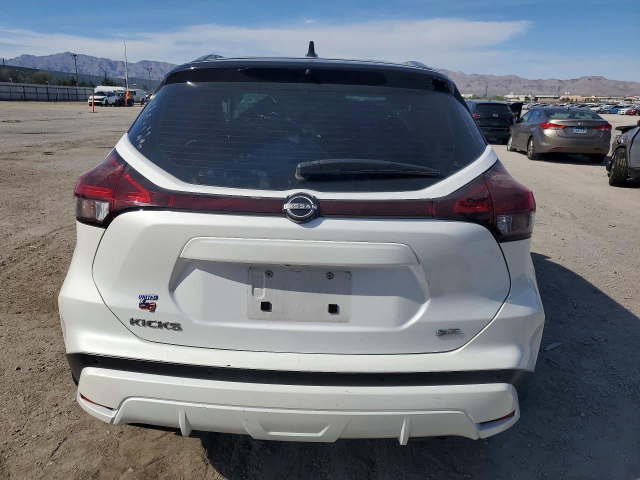 2023 Nissan Kicks Sr - zdjęcie 6