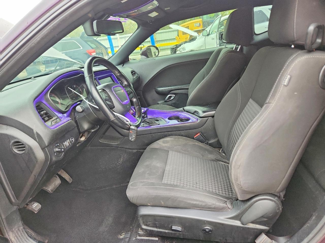 2020 Dodge Challenger Sxt - zdjęcie 7
