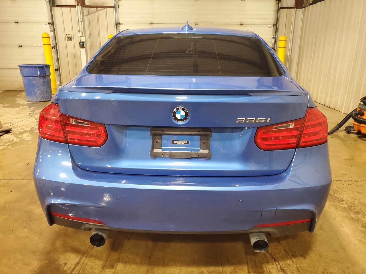 2014 BMW 335 I - zdjęcie 6