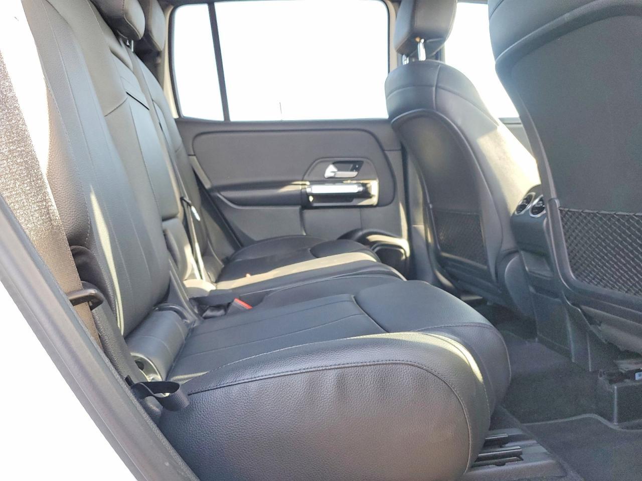 2020 Mercedes-Benz Glb 250 4Matic - zdjęcie 11