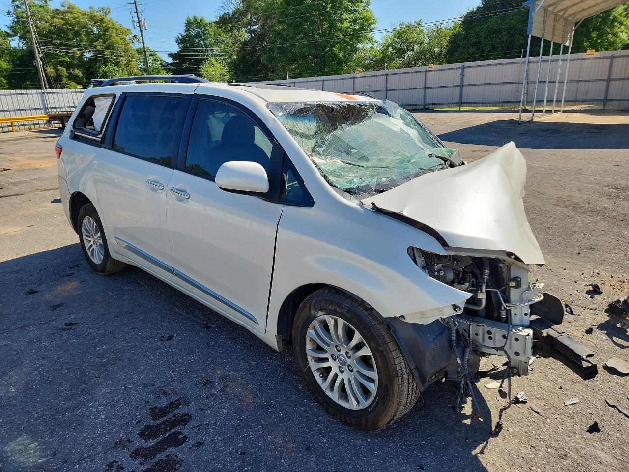 2016 Toyota Sienna Xle 8-Passenger - zdjęcie 4