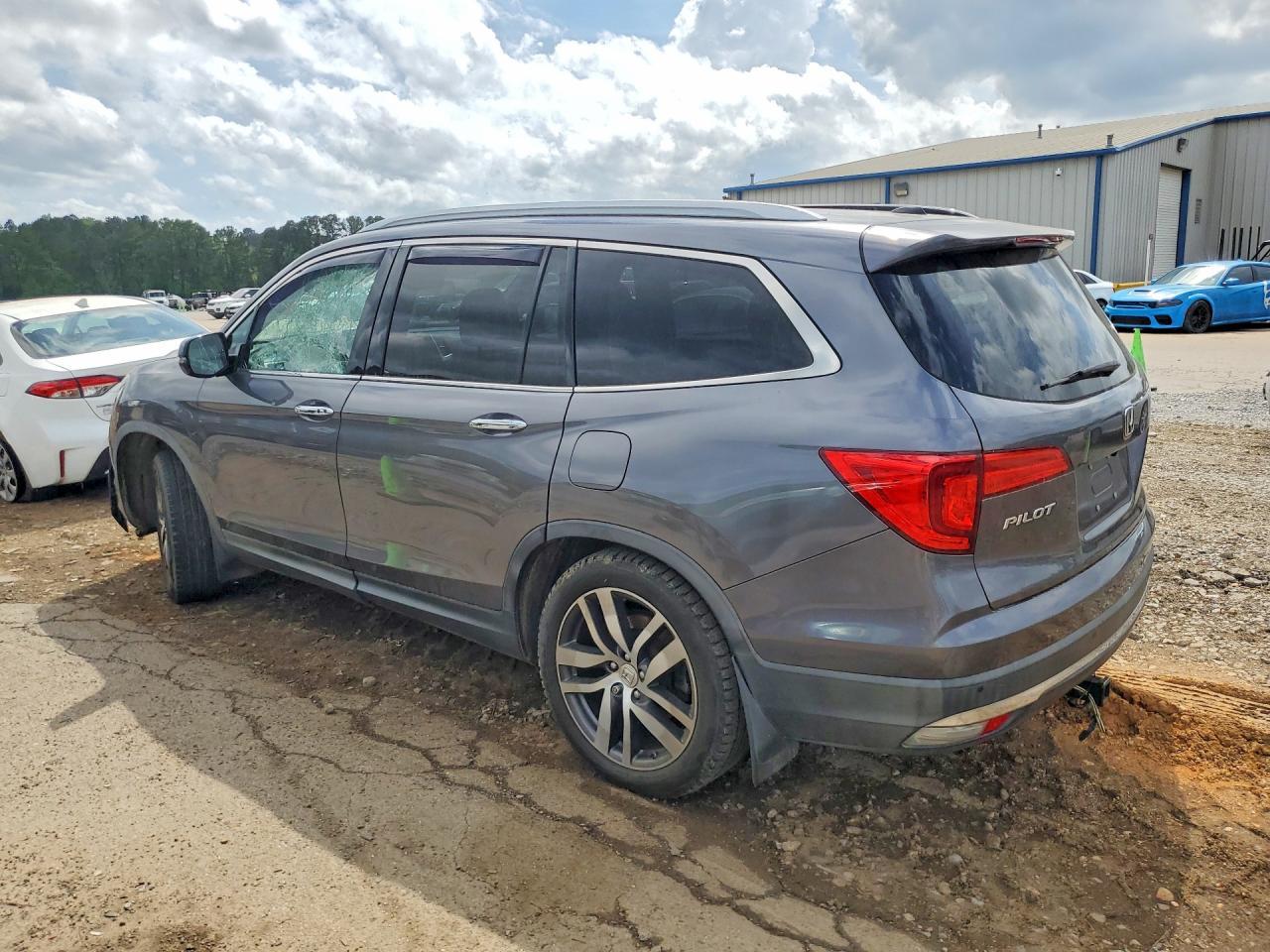 2016 Honda Pilot Touring - zdjęcie 2