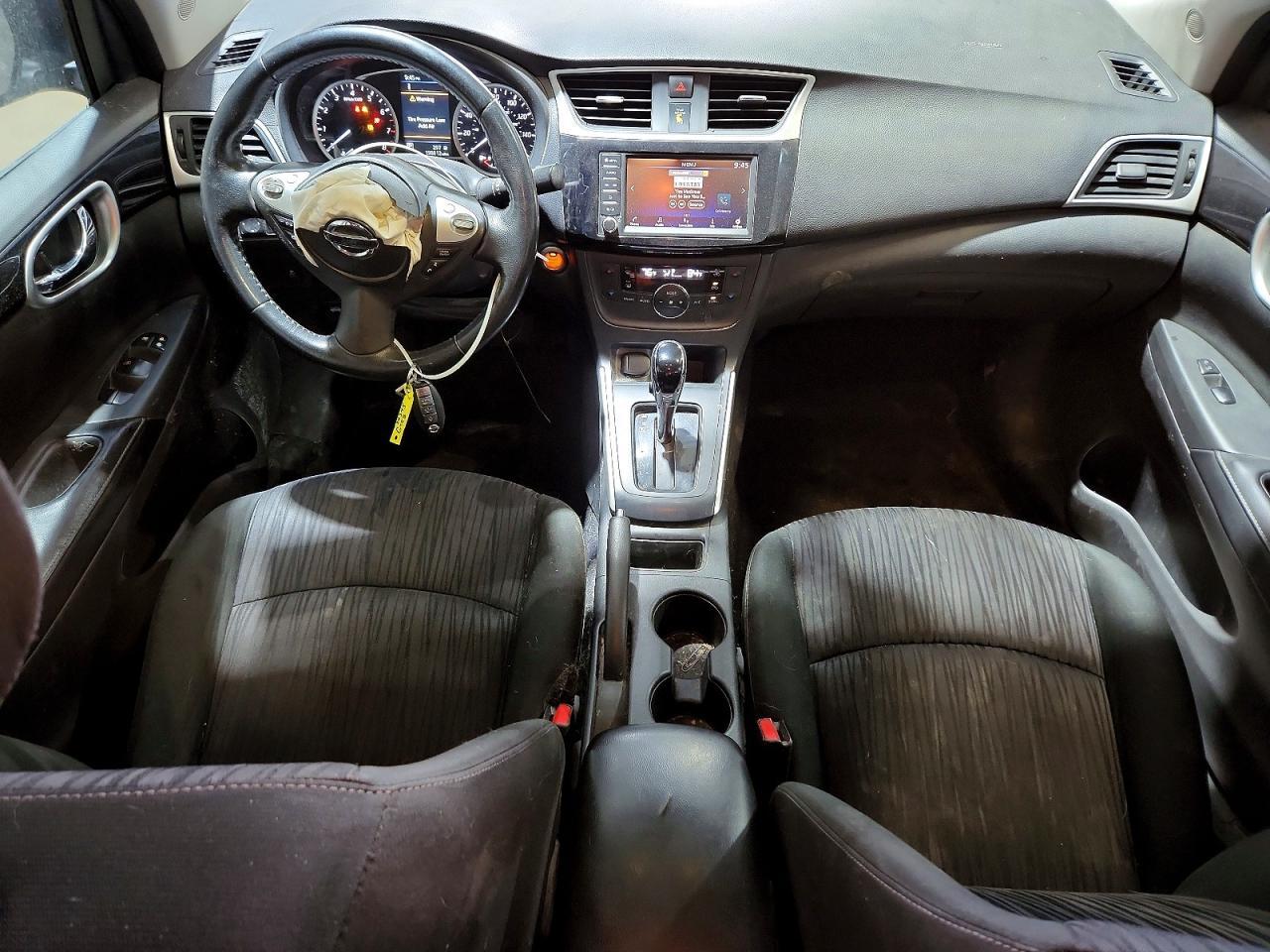 2019 Nissan Sentra Sv - zdjęcie 8